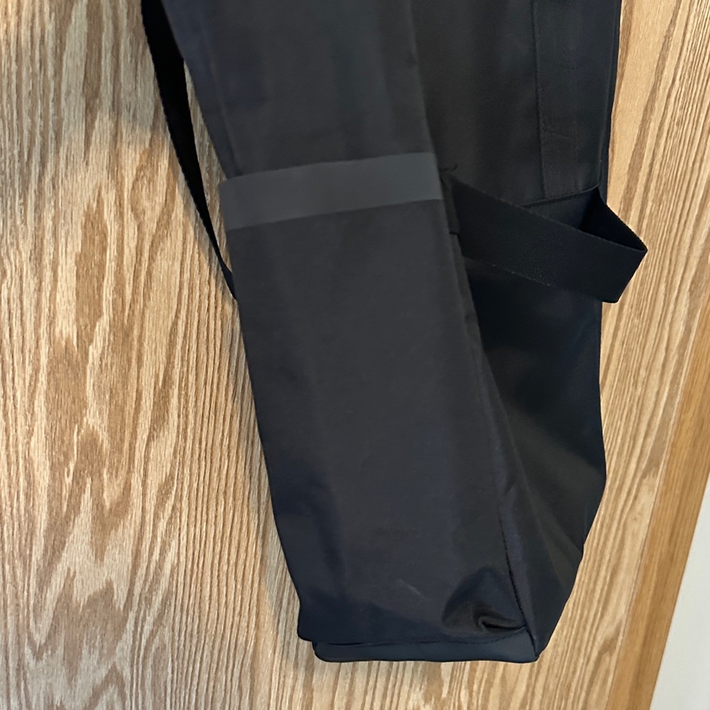 NWOT Coldwell Banker Tote / Laptop bag - Picture 7 of 8